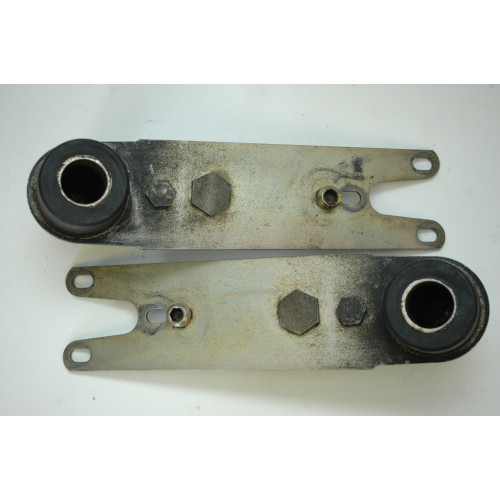 Porsche 911 930 Rear Suspension Spring Plate 91133300900 SS 91133300905