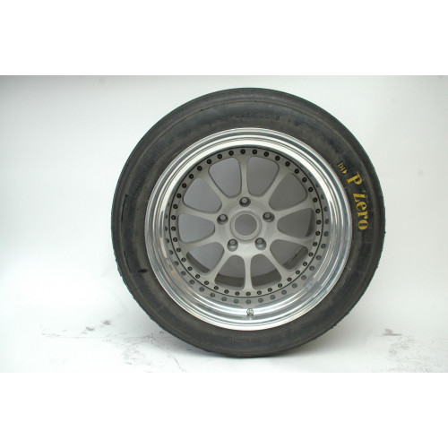 Porsche 935 Kinesis Wheels Front 18x10.5 Rear 18x13